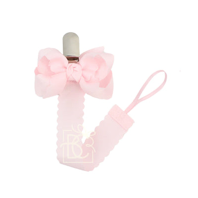 Powder Pink Scalloped Pacifier Clip