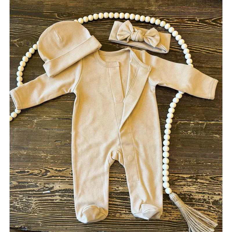 Newborn Magnetic Footie