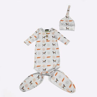 Tennessee Baby Knotted Gown + Hat - Clover Cottage